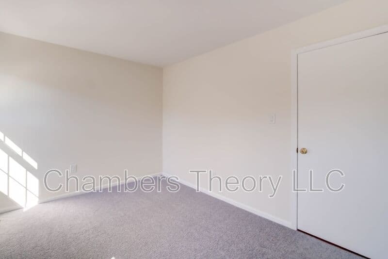 Arlington Condo: 2412 S. Walter Reed Dr