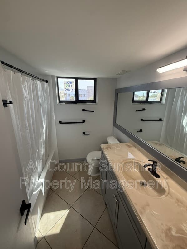Tampa Condo: 2424 West Tampa Bay Blvd