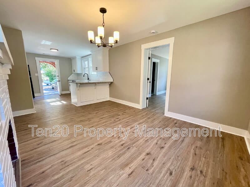 Phenix City House: 1720 19th Avenue