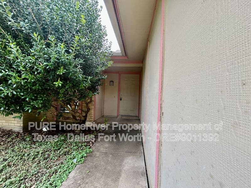 Arlington House: 3502 Littlestone Drive