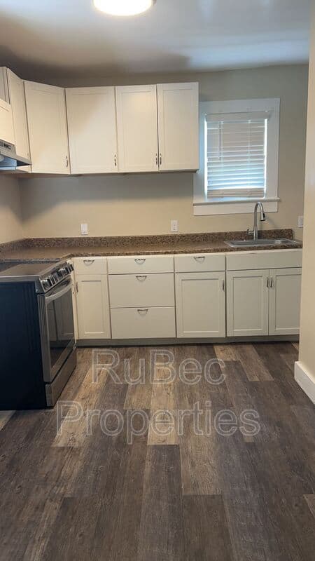 Gastonia Condo: 201 E 3rd Street