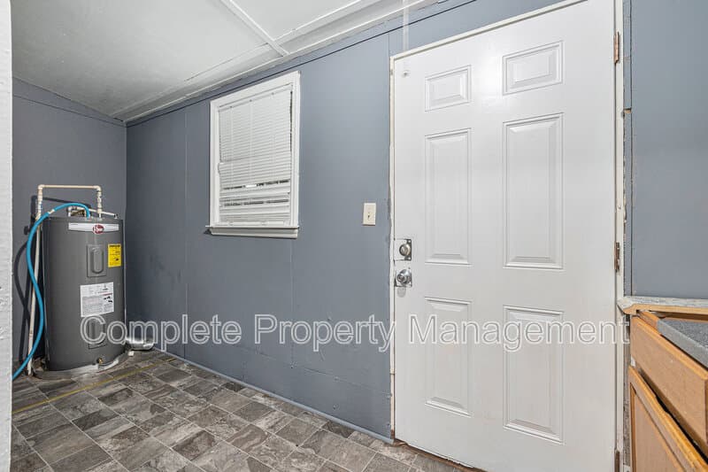 Bessemer House: 5906 5th Street South