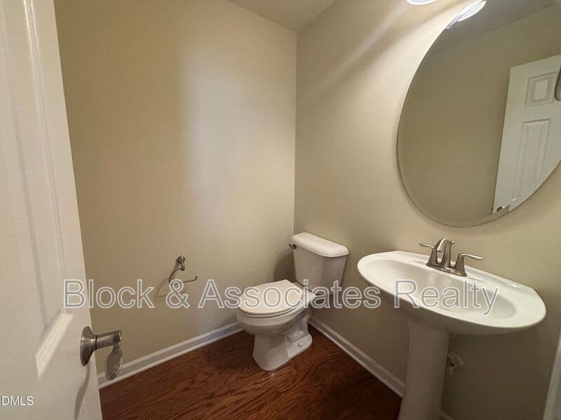 Wake Forest House: 1429 Kirkwood Hill Way