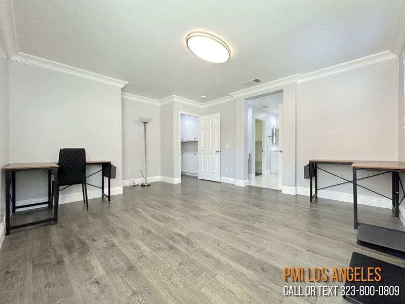 Pacoima House: 12445 Sonoma Drive