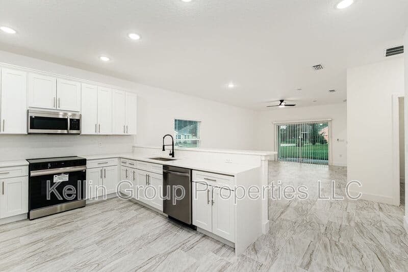 Winter Haven House: 3845 Osprey Pointe Cir