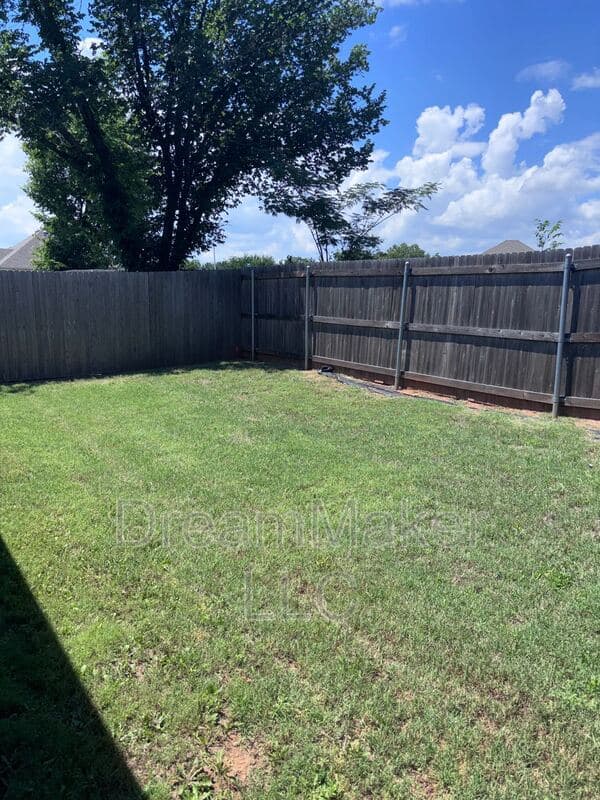 Norman House: 2819 Clifton Terrace
