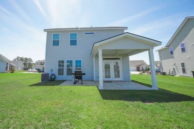 Savannah House: 165 Greyfield Circle