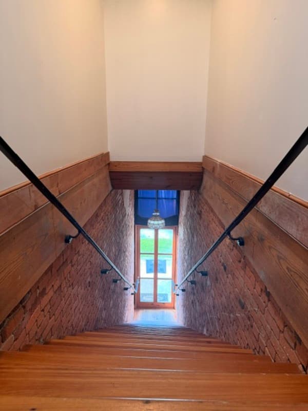Prosperity Condo: 106 Grace Street - 1