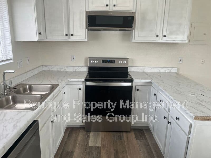 Costa Mesa Condo: 2258 Pamela Lane