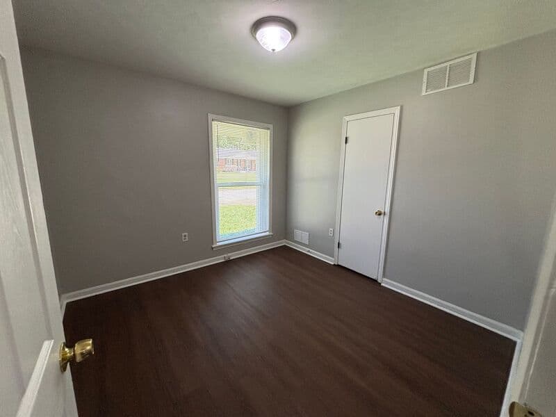 Memphis House: 2771 Northmeade Ave