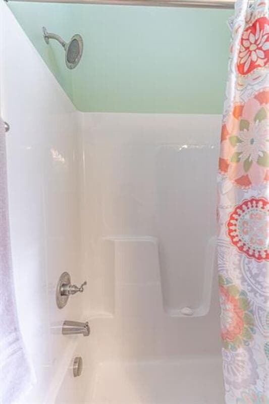 Pinehurst House: 55 Bridle Path Circle