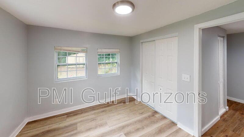 Pensacola House: 635 Colbert Avenue