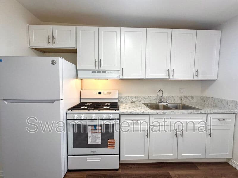 Wilmington Condo: 627 Island Ave
