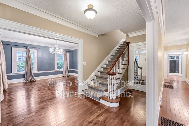 Portland House: 3835 SE Ankeny Street