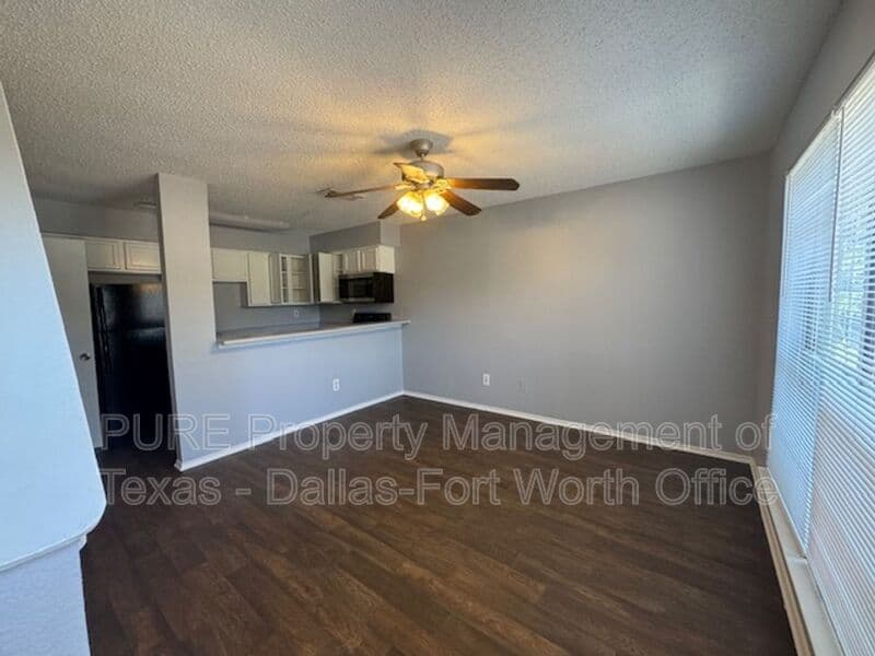 Irving Condo: 4004 W. Pioneer Dr.