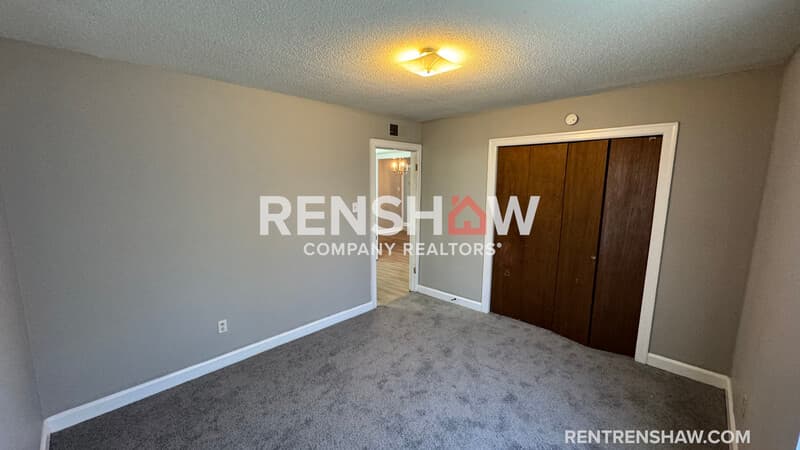 Memphis Condo: 3220 S Mendenhall Rd 1a