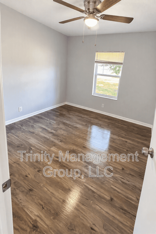 Ocala House: 2405 Southeast 46th Court