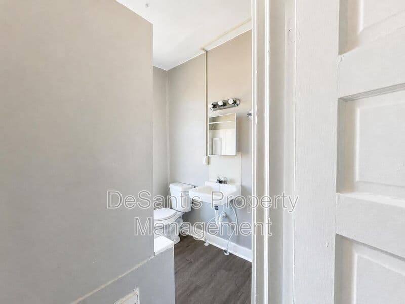 Homestead Condo: 810 Amity Street