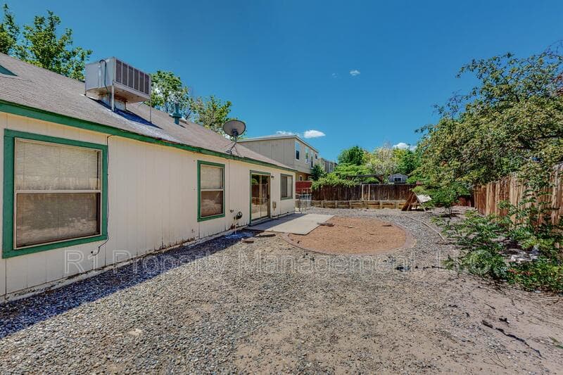 Rio Rancho House: 1729 Chamisa Road Northeast