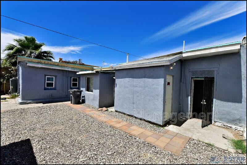 El Paso Condo: 1910A Olive Ave !!