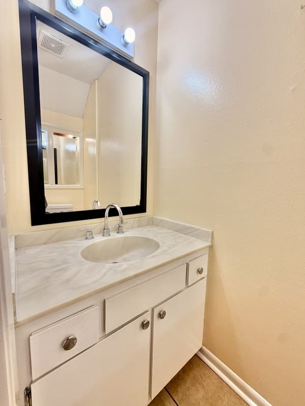 Shalimar Condo: 41 12th Street - 1