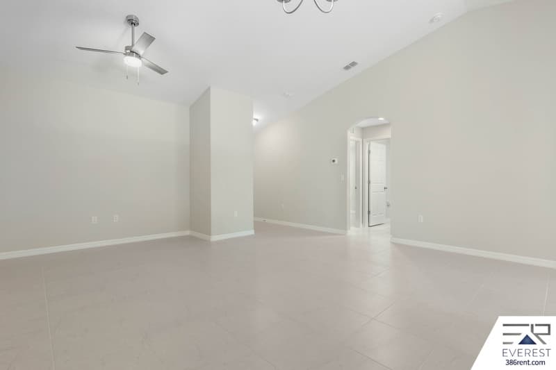 Palm Coast House: 104 Slumber Meadow