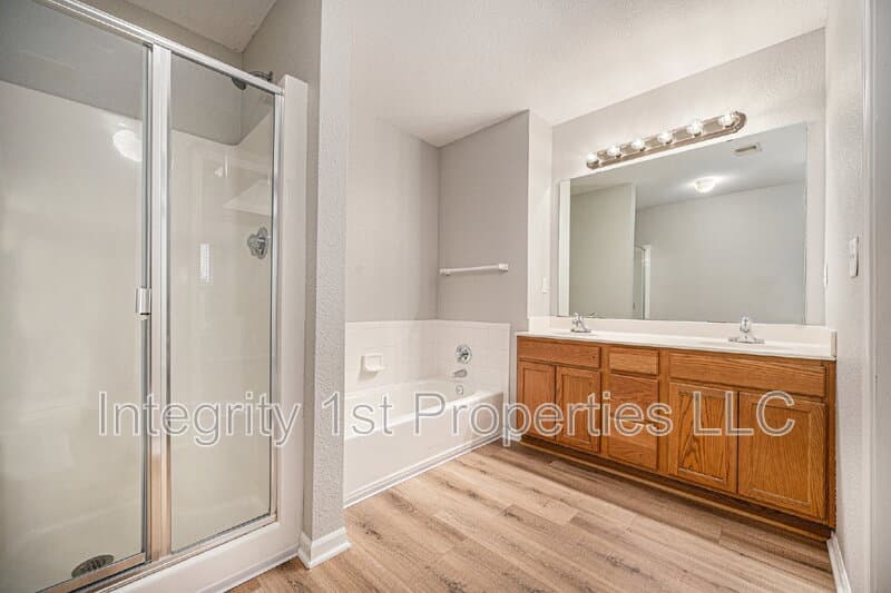 Kansas City Condo: 9127 N Dalton Ave