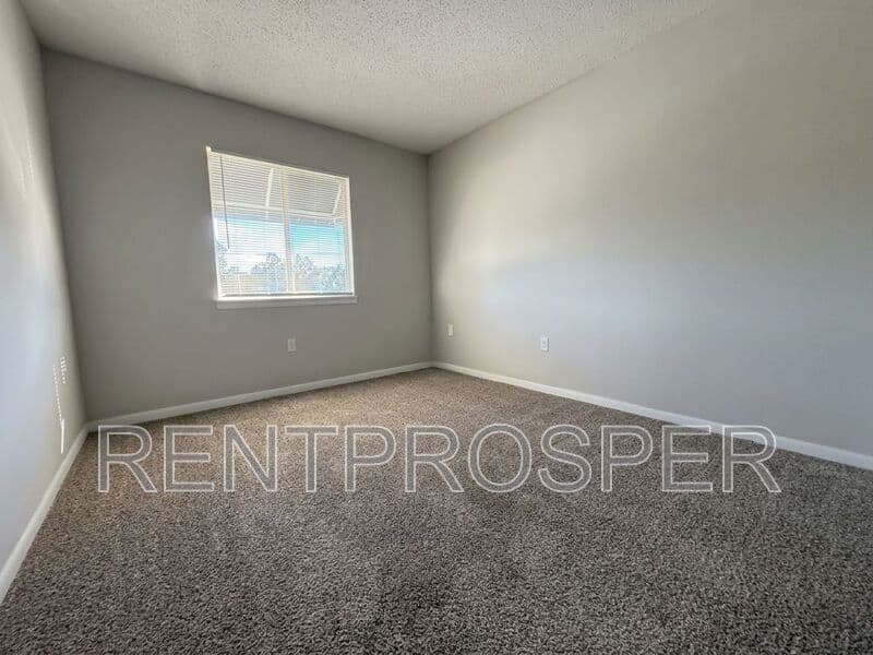 Orlando Townhome: 4419 S. Semoran Blvd