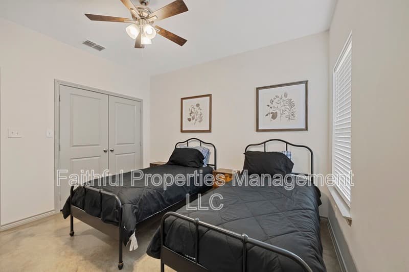 Lindale Condo: 16246 County Road 4100 - 31