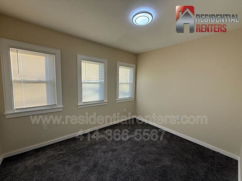 Milwaukee Condo: 3122 N 28th Street