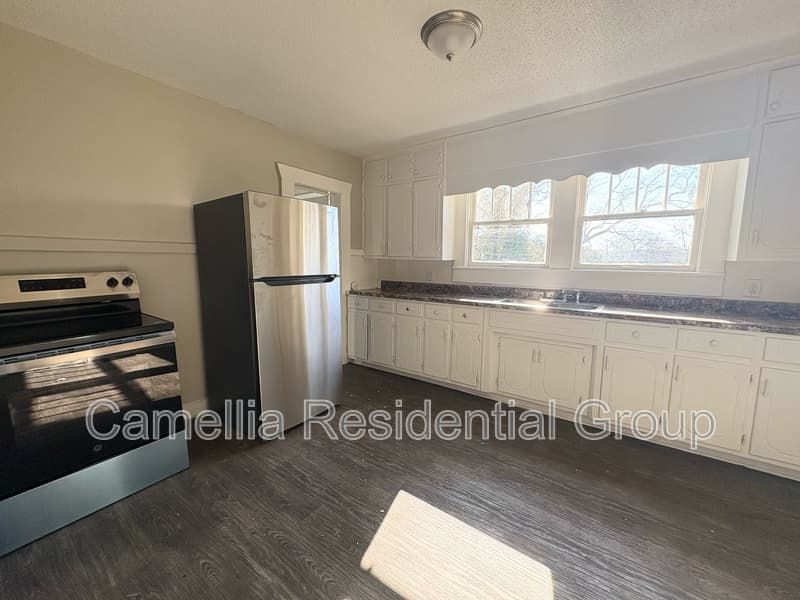Birmingham House: 512 81st Street South