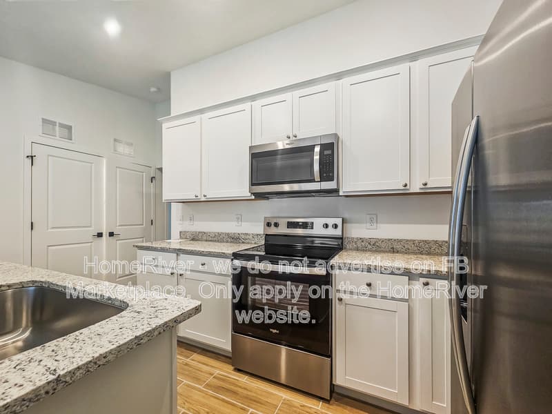 Brooksville House: 29637 Fedora Cir