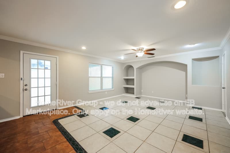 San Antonio House: 8207 Donley Pond
