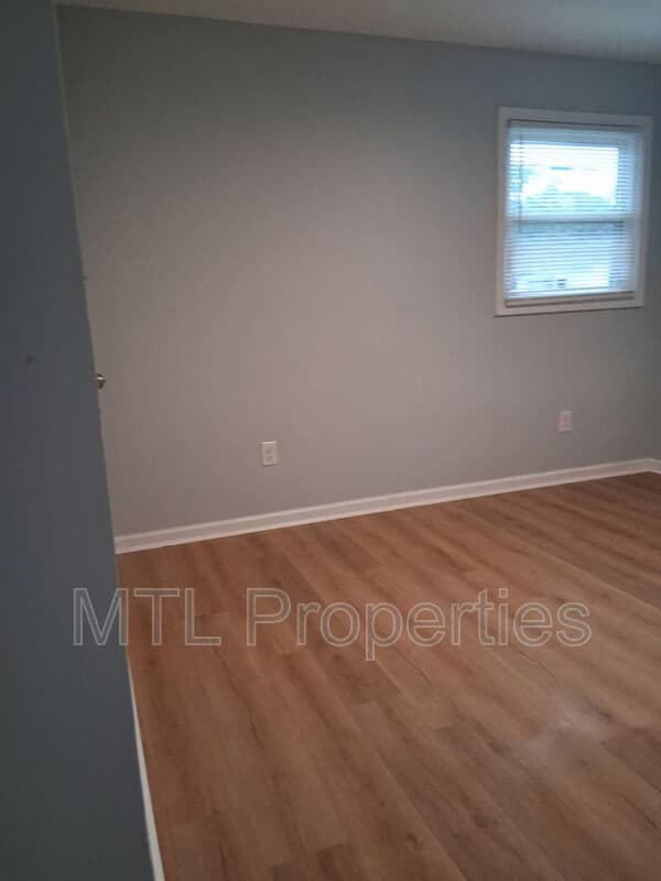 Rock Hill House: 715 South Jones Avenue