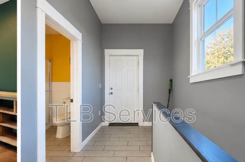 Scranton Condo: 1402 Rear