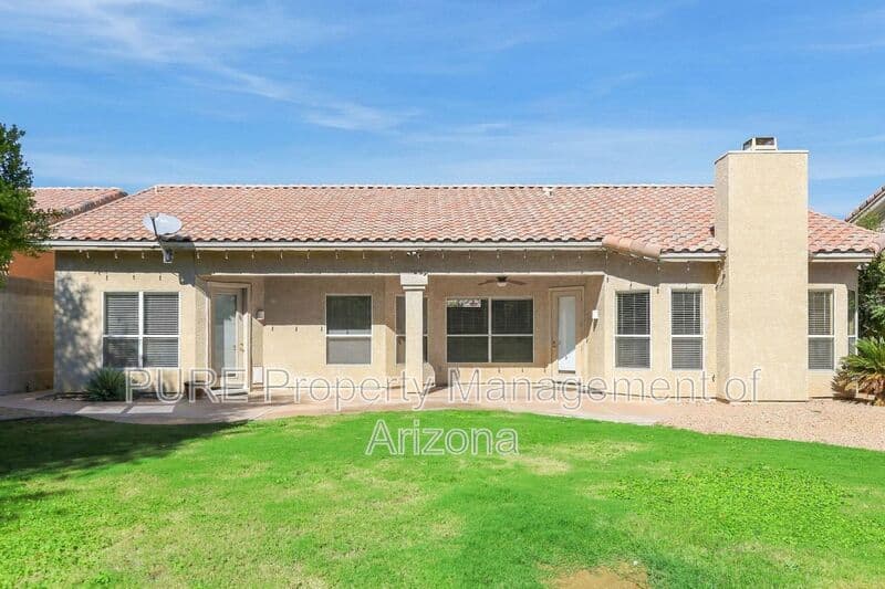 Phoenix House: 1619 E Kathleen Rd