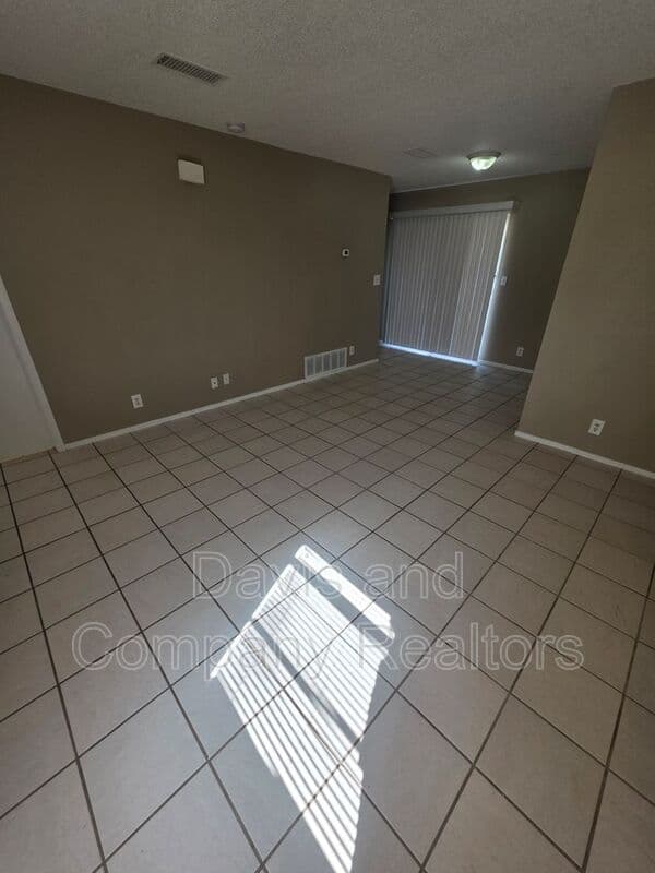 Midland Condo: 4800 Harvard Ave