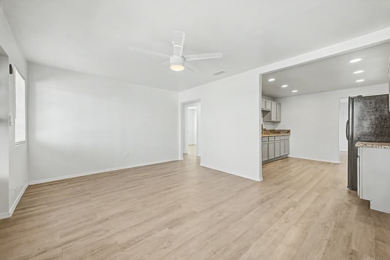 Tempe House: 2045 E ORANGE ST