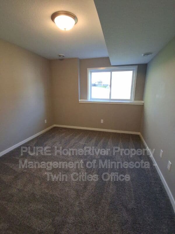 Rochester House: 3453 Ridgeline Dr SE