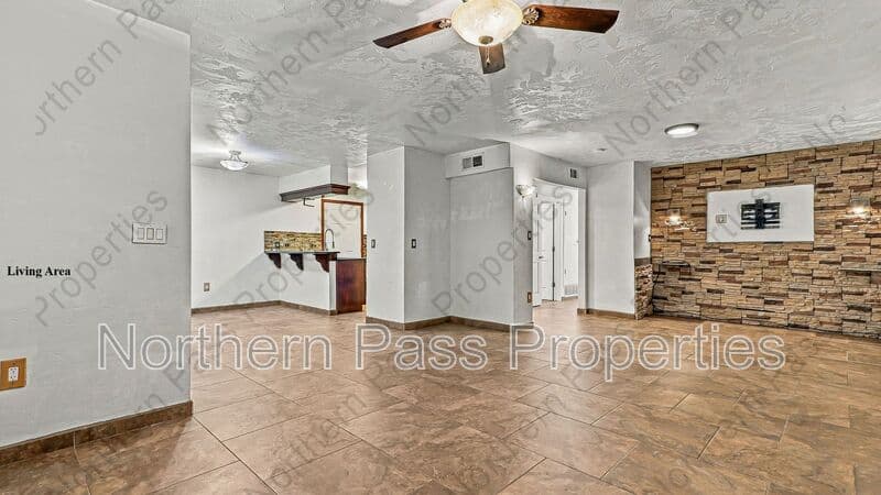 El Paso House: 6236 Antelope