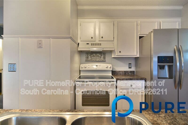 Columbia House: 17A Battery Walk Ct