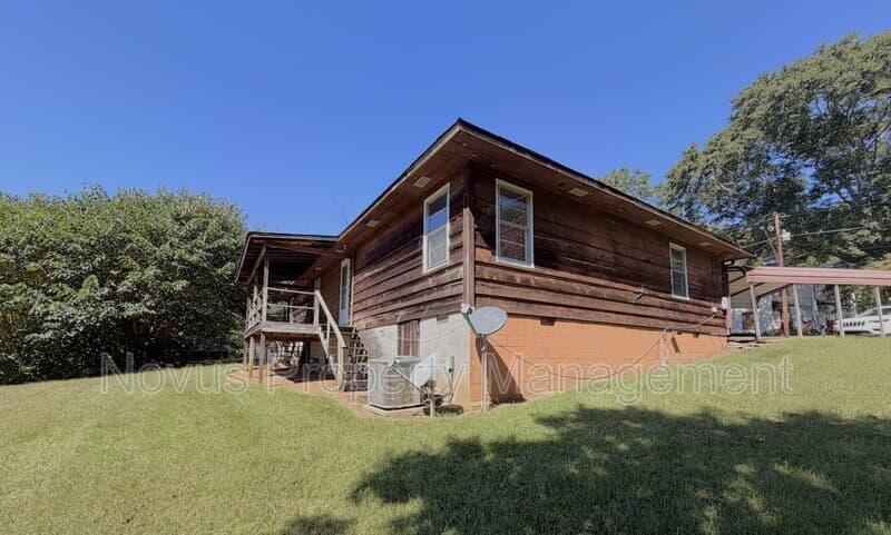 Bremen Condo: 110 Bryan Street