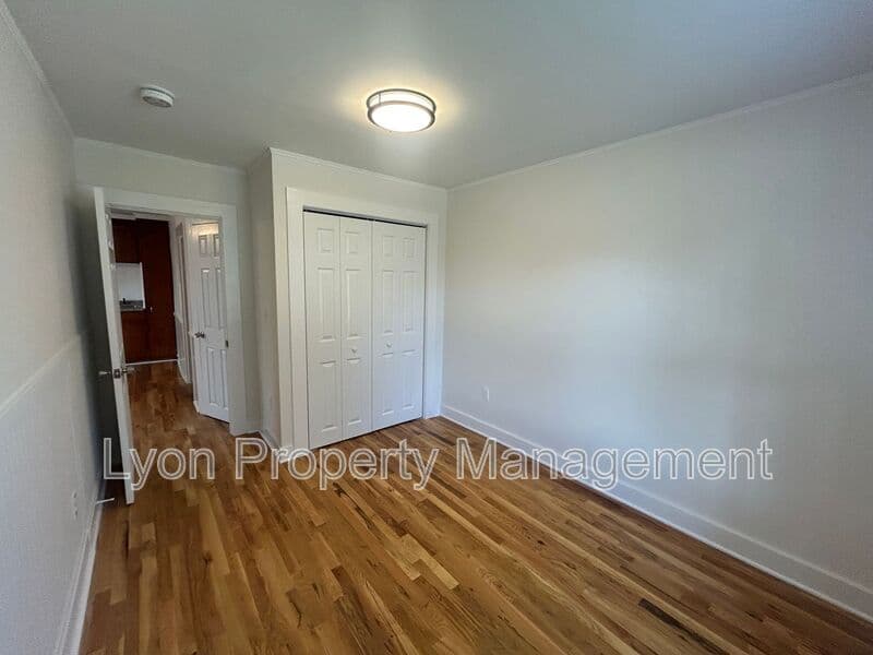 Putnam Condo: 332 Church St