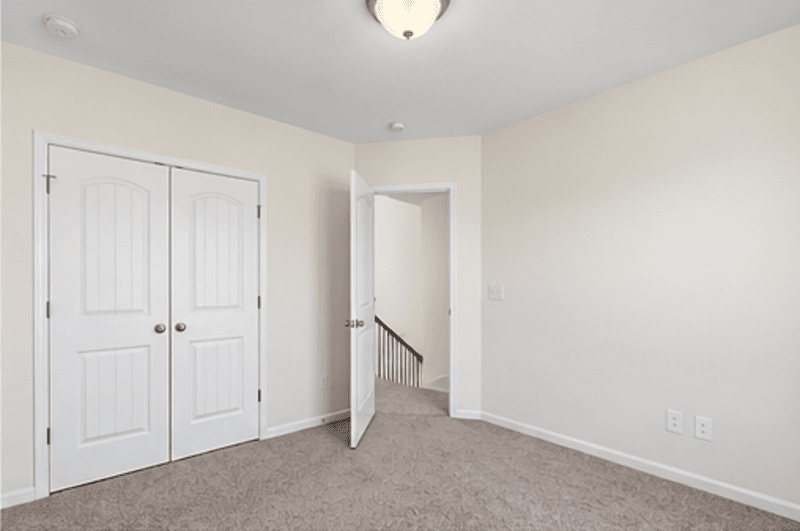Savannah House: 125 Grimsby Road