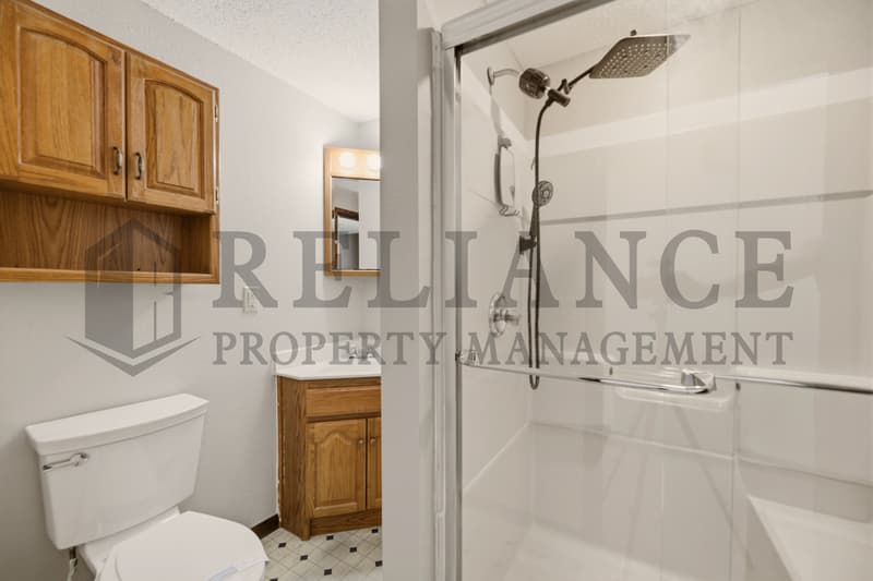 Haysville House: 428 Peach Tree Lane