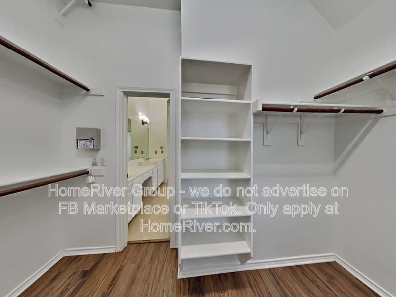 Frisco House: 12101 Jereme Trl