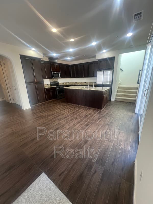 San Ramon House: 2017 Tarragon Rose Court