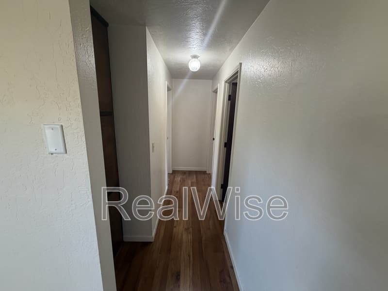 Grants Pass House: 1125 SW Bridge St
