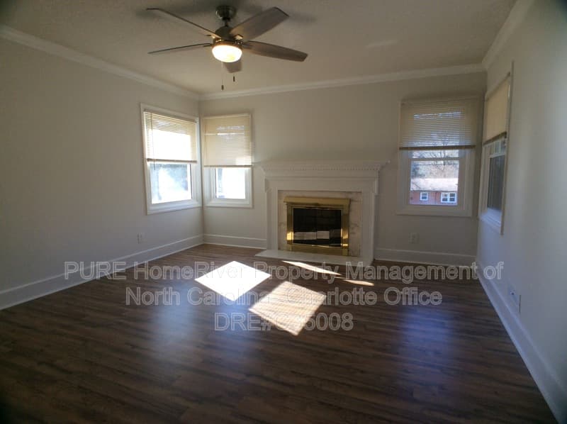 Charlotte House: 128 Kensett Avenue