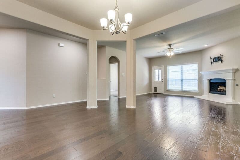 McKinney House: 9905 Beaver Dam Ln